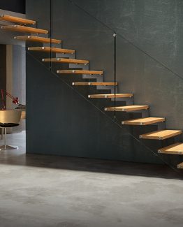 Fulmine R90A Linear Staircase with glass balustrade